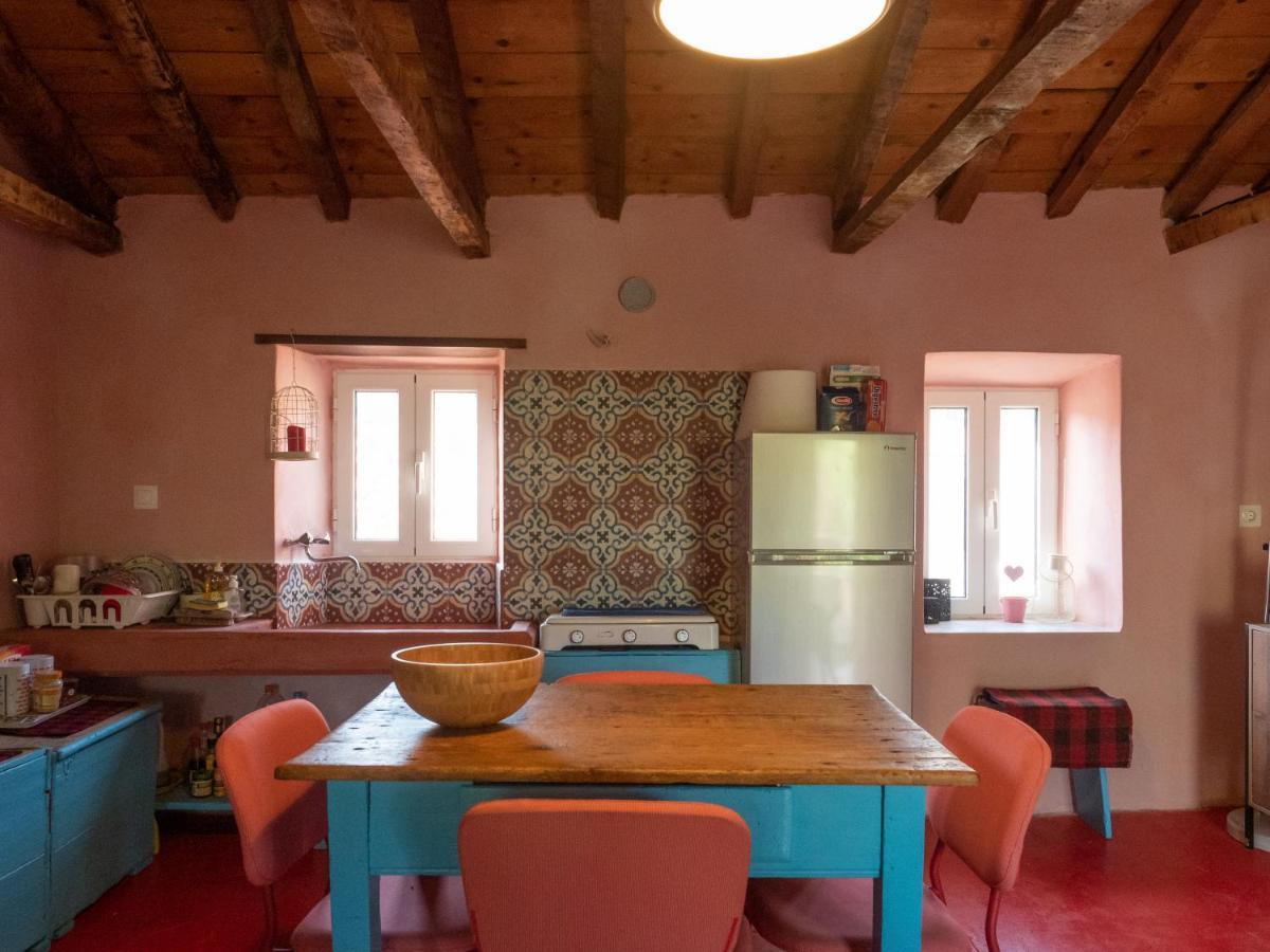 Vintage Stone-Built Country Cottage In Richea Kouloureika Eksteriør billede